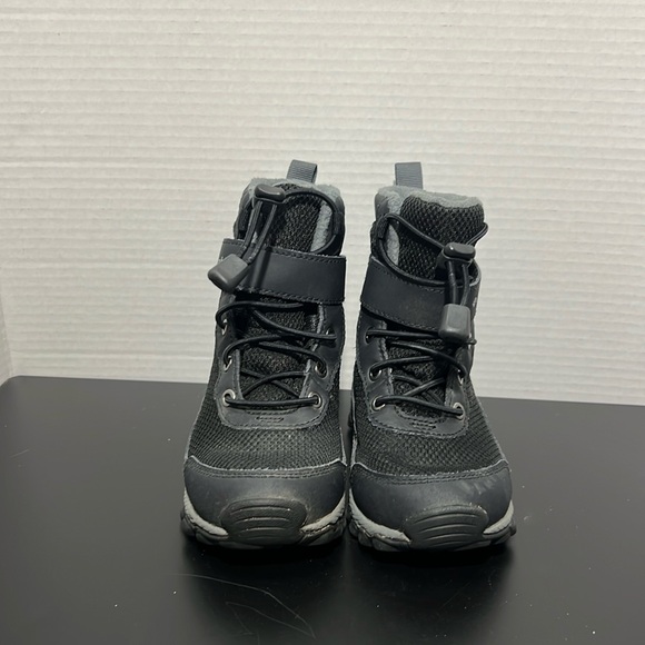 Columbia hyper boreal omni heat waterproof boot US 9 toddler - Picture 2 of 7